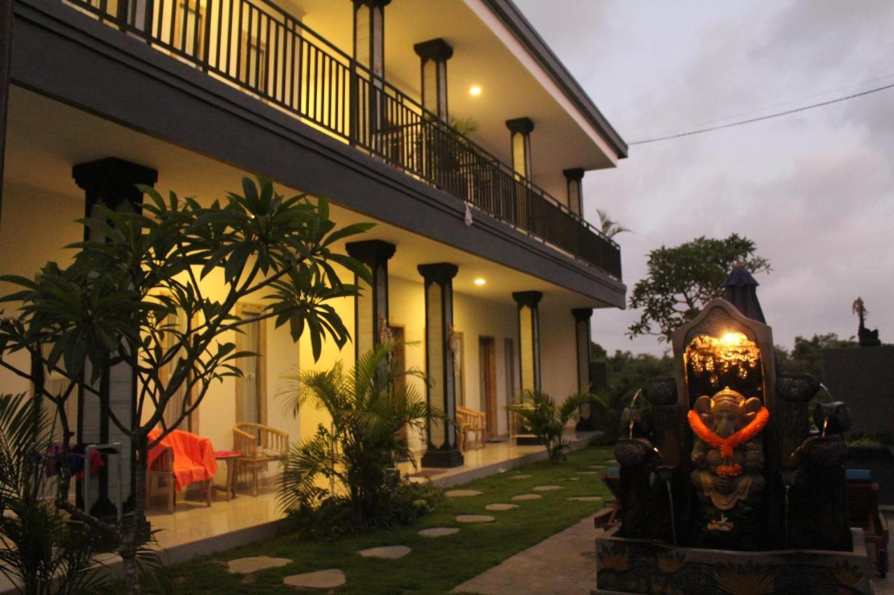 Eva Guest House Canggu Esterno foto