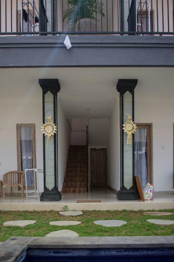 Eva Guest House Canggu Esterno foto